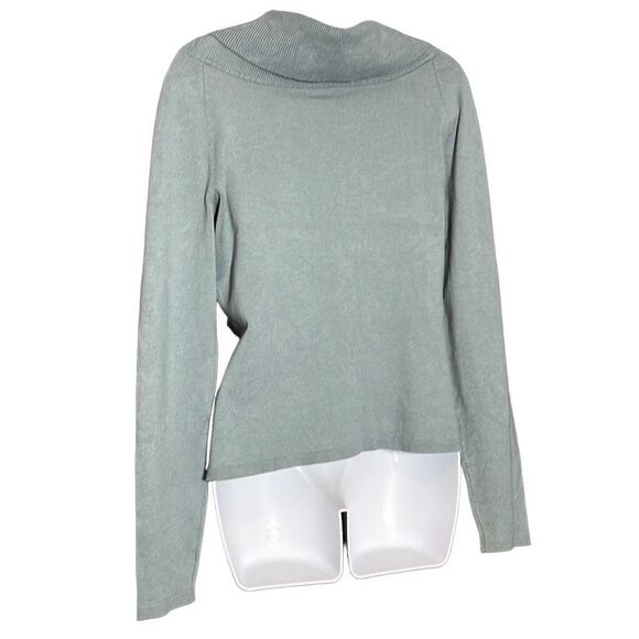 Ann Taylor Soft Blue Versatile Neck Sweater Size: Medium - Picture 2 of 6